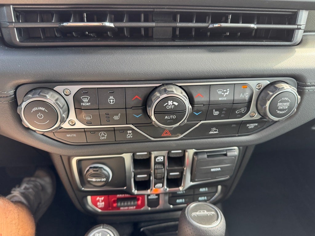 2025 Jeep Gladiator GLADIATOR MOJAVE 4X4