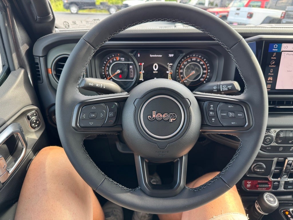 2025 Jeep Gladiator GLADIATOR MOJAVE 4X4