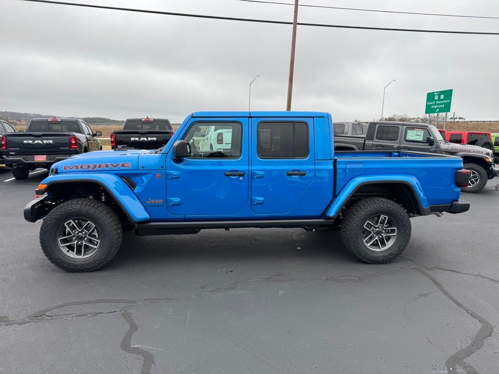 2026 Jeep Gladiator GLADIATOR MOJAVE 4X4