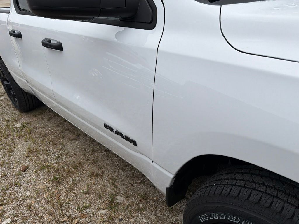 2026 RAM Ram 1500 RAM 1500 EXPRESS QUAD CAB 4X4 6'4' BOX