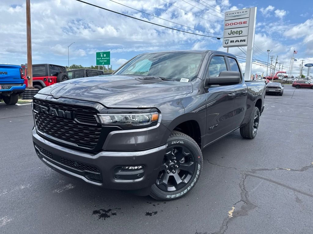 2026 RAM Ram 1500 RAM 1500 EXPRESS QUAD CAB 4X4 6'4' BOX