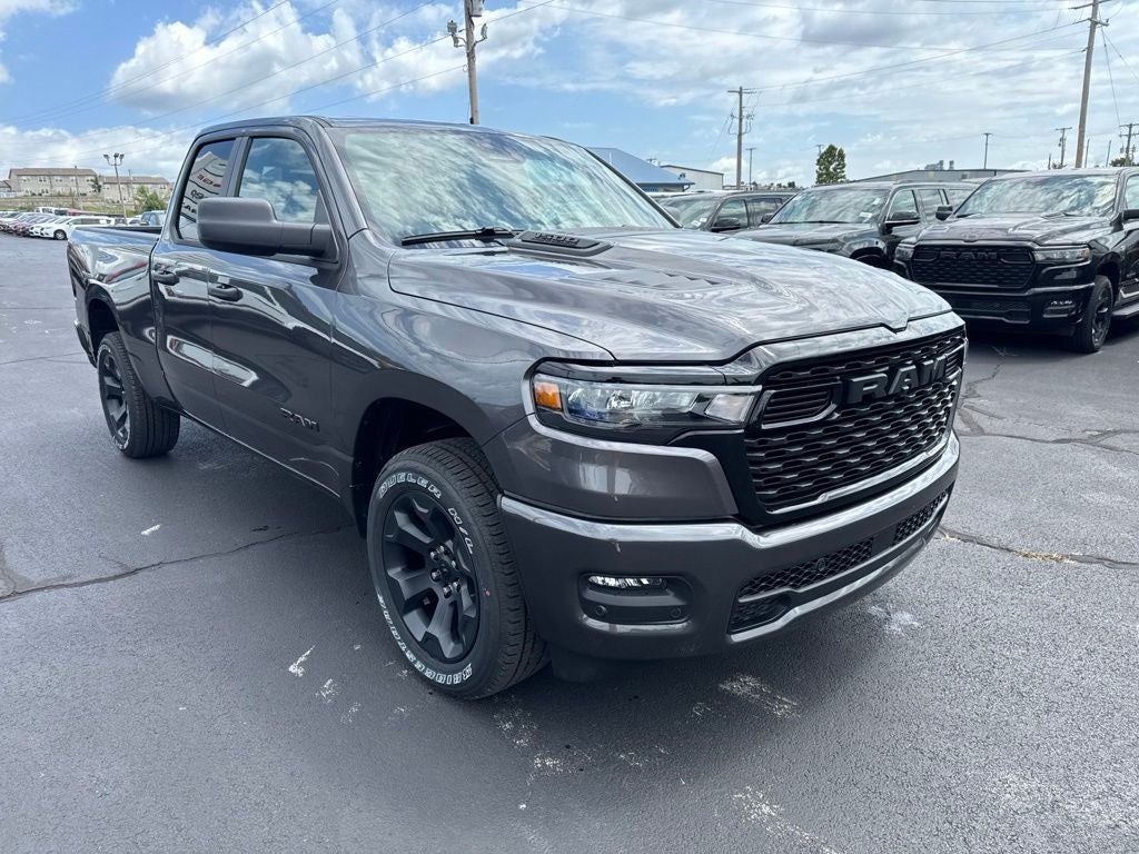 2026 RAM Ram 1500 RAM 1500 EXPRESS QUAD CAB 4X4 6'4' BOX