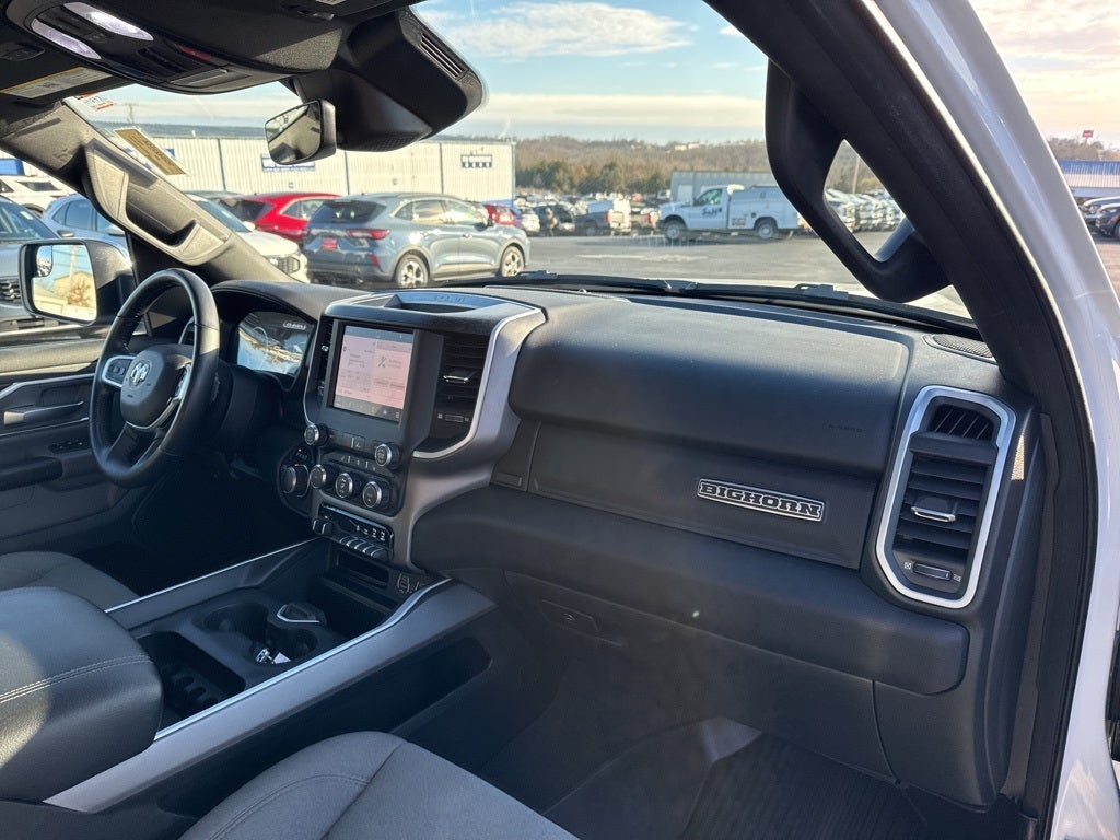 2022 RAM 1500 Big Horn Crew Cab 4x4 5'7' Box