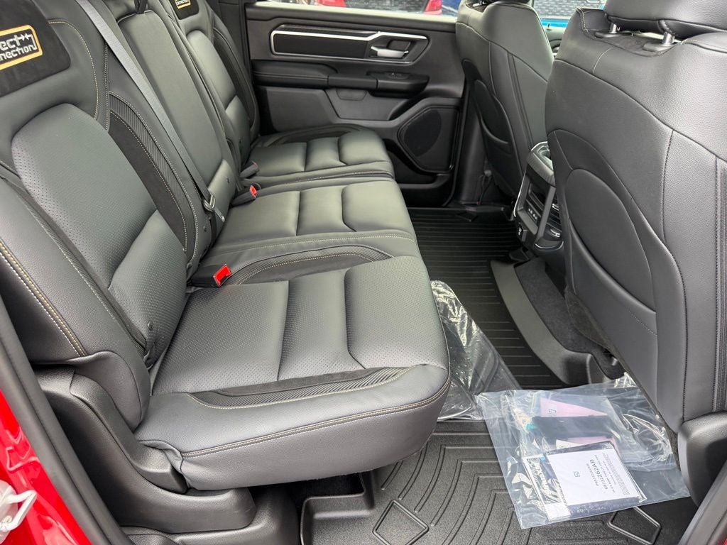 2026 RAM 1500 Big Horn Crew Cab 4x4 5'7' Box