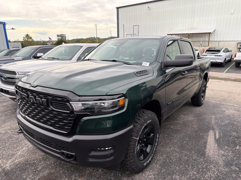 2027 RAM Ram 1500 RAM 1500 WARLOCK CREW CAB 4X4 5'7' BOX