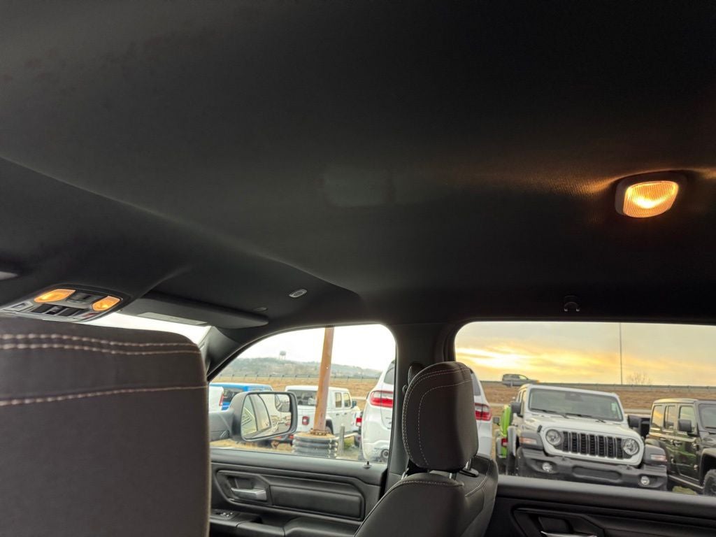 2026 RAM Ram 1500 RAM 1500 EXPRESS CREW CAB 4X4 5'7' BOX