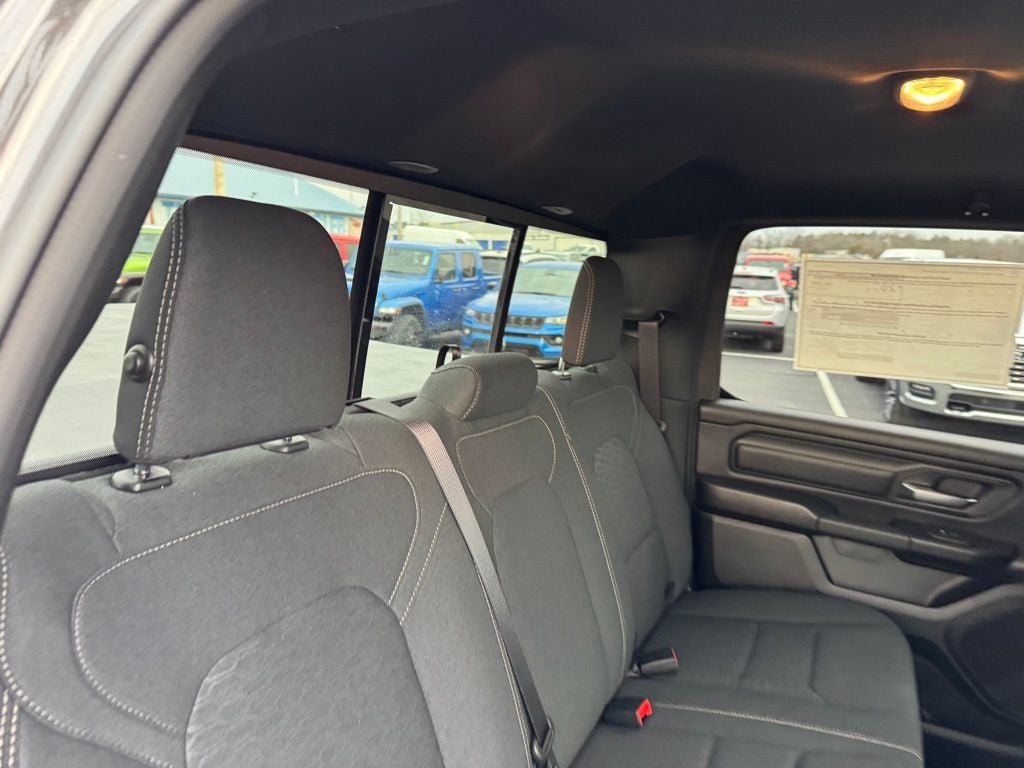 2026 RAM Ram 1500 RAM 1500 EXPRESS CREW CAB 4X4 5'7' BOX