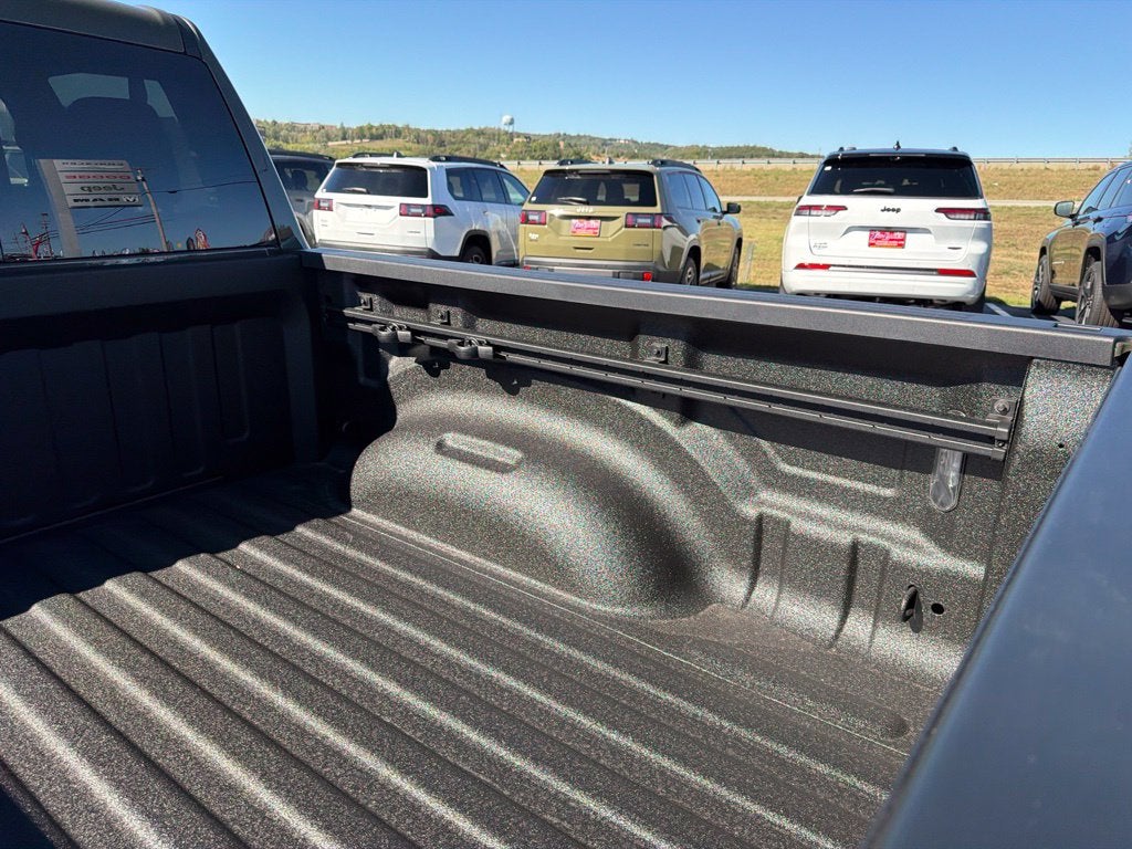 2027 RAM Ram 1500 RAM 1500 WARLOCK CREW CAB 4X4 5'7' BOX