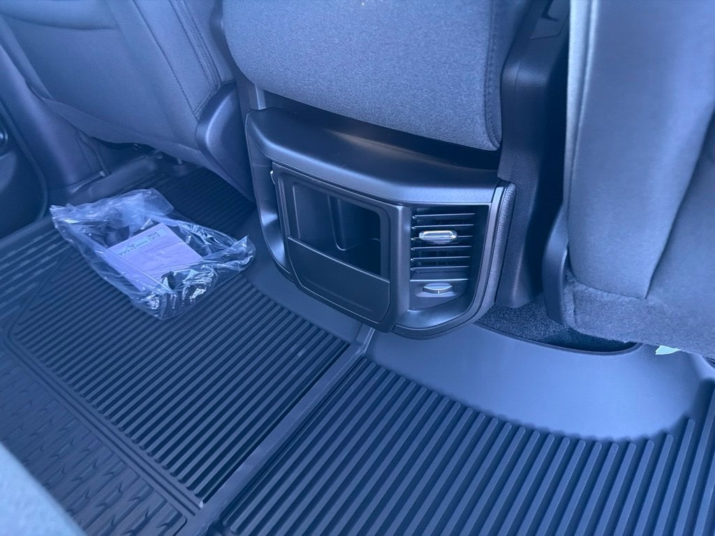 2027 RAM Ram 1500 RAM 1500 WARLOCK CREW CAB 4X4 5'7' BOX