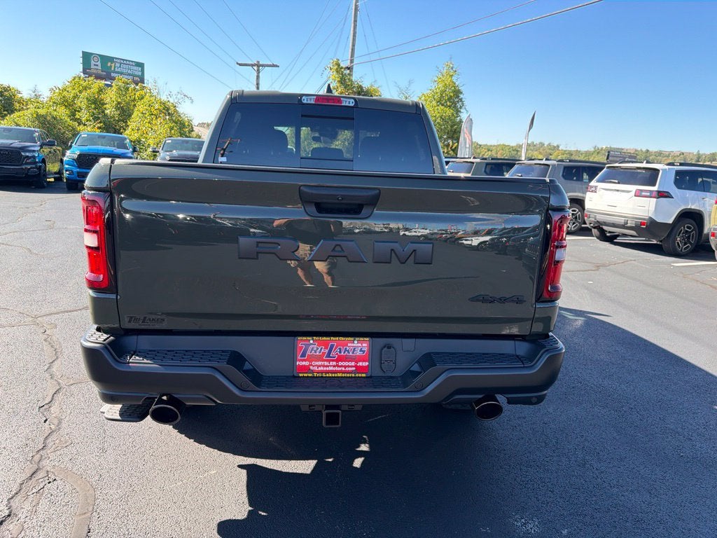 2027 RAM Ram 1500 RAM 1500 WARLOCK CREW CAB 4X4 5'7' BOX