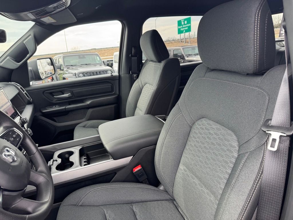 2026 RAM Ram 1500 RAM 1500 EXPRESS CREW CAB 4X4 5'7' BOX