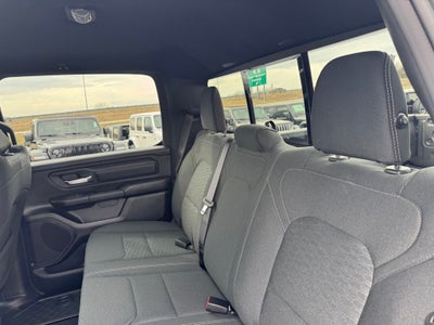 2026 RAM Ram 1500 RAM 1500 EXPRESS CREW CAB 4X4 5'7' BOX