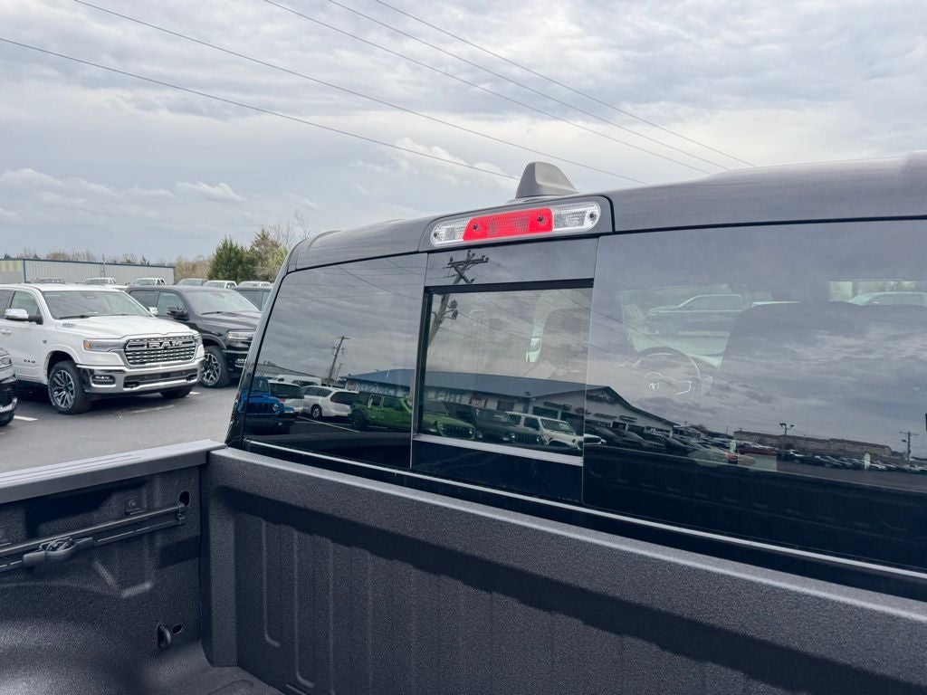 2026 RAM Ram 1500 RAM 1500 EXPRESS CREW CAB 4X4 5'7' BOX