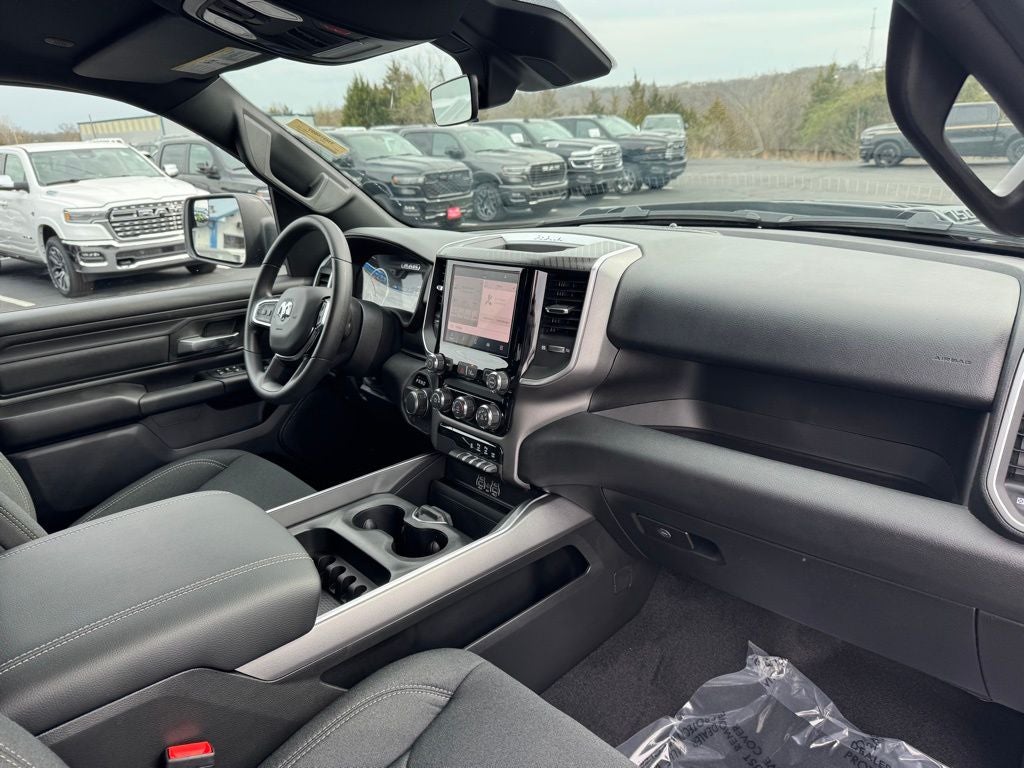 2026 RAM Ram 1500 RAM 1500 EXPRESS CREW CAB 4X4 5'7' BOX