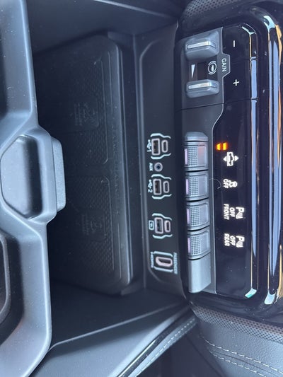 2025 RAM 1500 Limited Crew Cab 4x4 5'7' Box