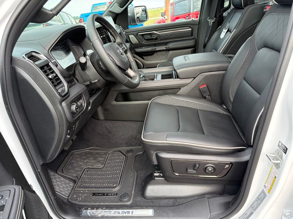 2026 RAM Ram 1500 RAM 1500 LIMITED CREW CAB 4X4 5'7' BOX