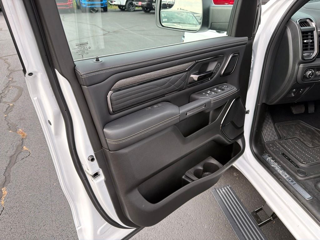 2026 RAM Ram 1500 RAM 1500 LIMITED CREW CAB 4X4 5'7' BOX