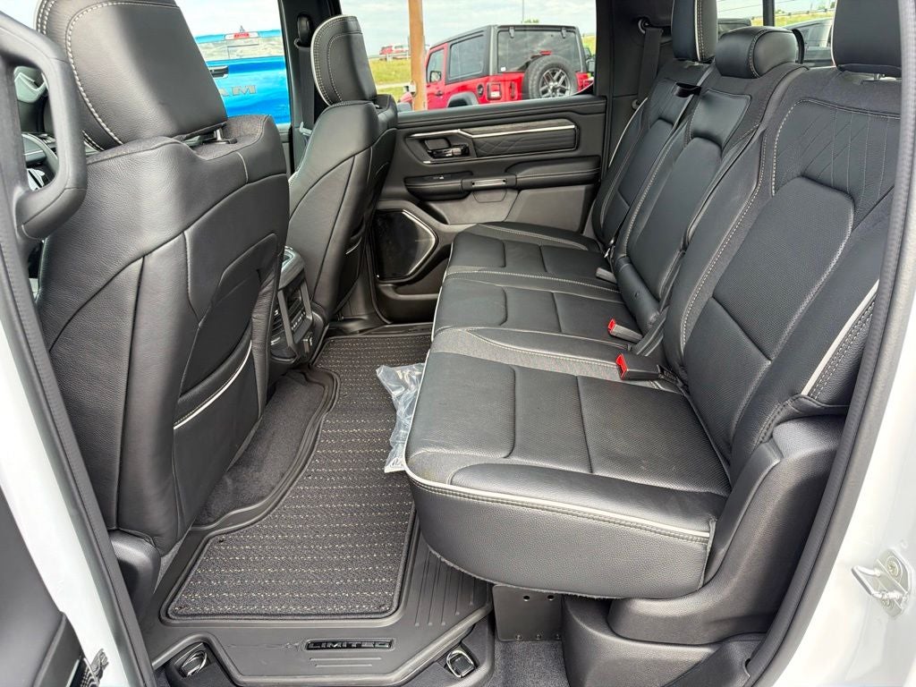 2026 RAM Ram 1500 RAM 1500 LIMITED CREW CAB 4X4 5'7' BOX