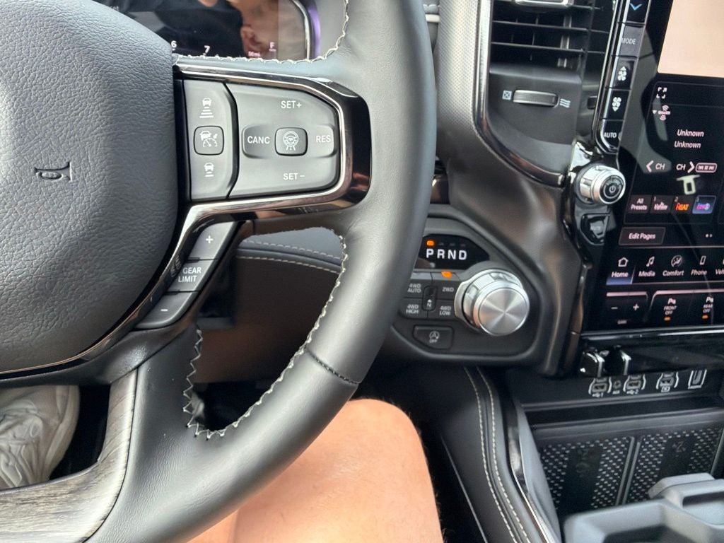 2026 RAM Ram 1500 RAM 1500 LIMITED CREW CAB 4X4 5'7' BOX