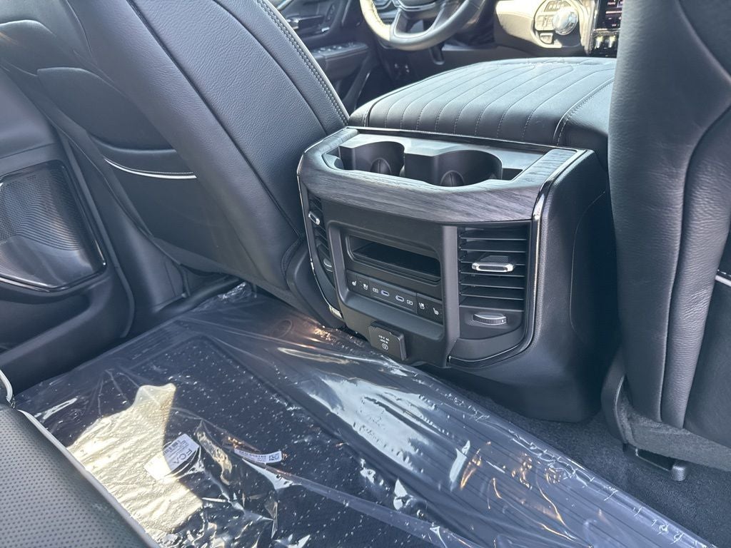 2026 RAM Ram 1500 RAM 1500 LIMITED CREW CAB 4X4 5'7' BOX