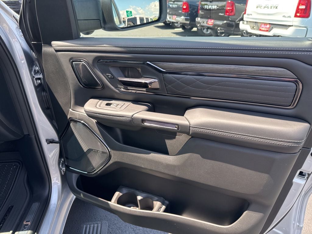 2026 RAM Ram 1500 RAM 1500 LIMITED CREW CAB 4X4 5'7' BOX