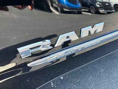 2025 RAM 1500 Limited Crew Cab 4x4 5'7' Box