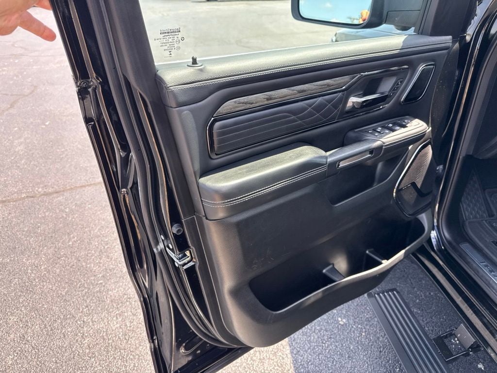 2025 RAM 1500 Limited Crew Cab 4x4 5'7' Box