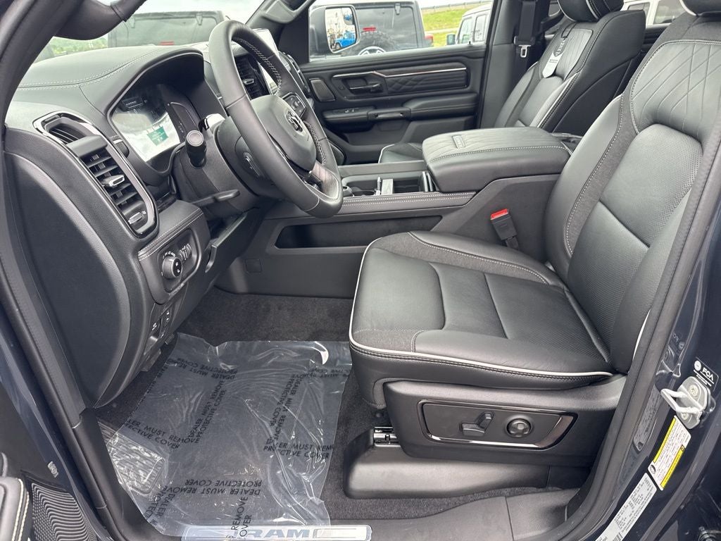 2026 RAM Ram 1500 RAM 1500 LIMITED CREW CAB 4X4 5'7' BOX