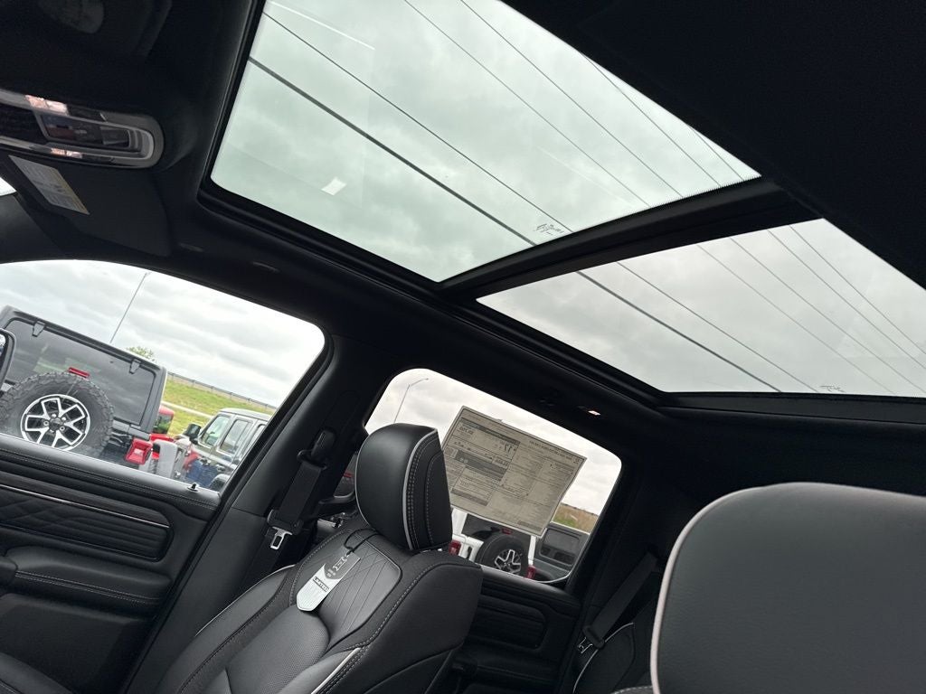 2026 RAM Ram 1500 RAM 1500 LIMITED CREW CAB 4X4 5'7' BOX