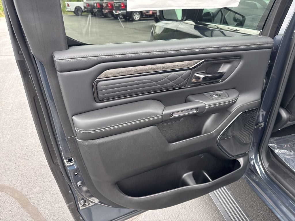 2026 RAM Ram 1500 RAM 1500 LIMITED CREW CAB 4X4 5'7' BOX