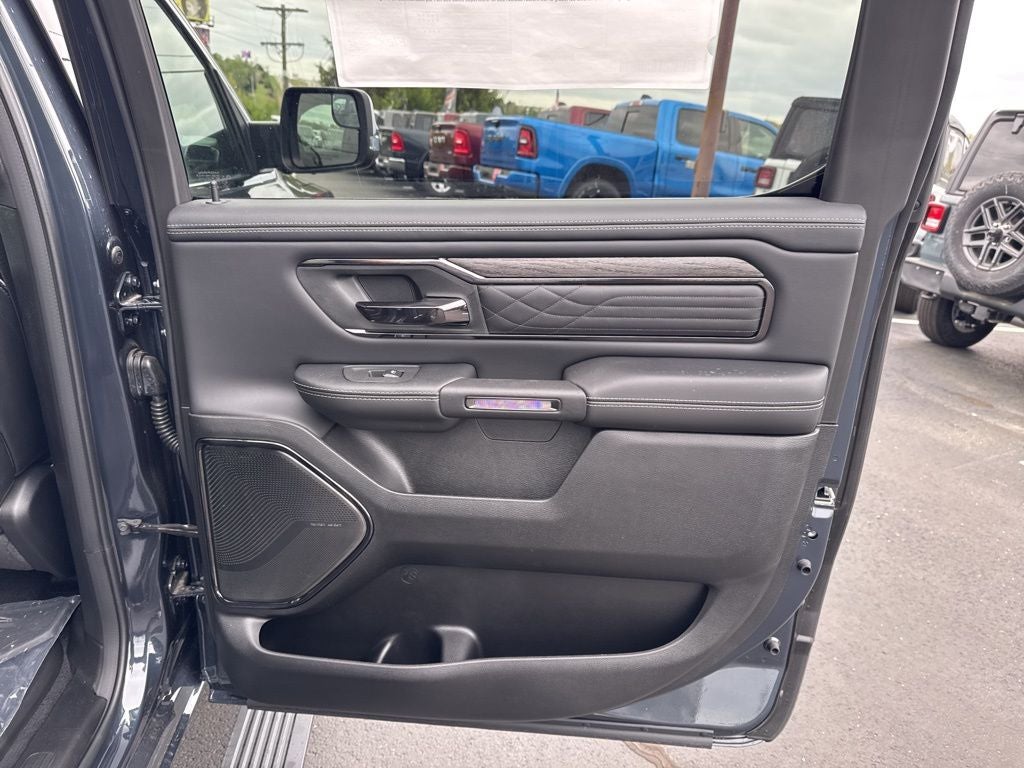 2026 RAM Ram 1500 RAM 1500 LIMITED CREW CAB 4X4 5'7' BOX