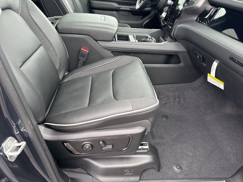 2026 RAM Ram 1500 RAM 1500 LIMITED CREW CAB 4X4 5'7' BOX