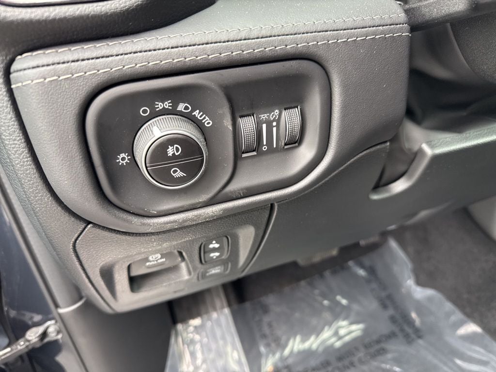 2026 RAM Ram 1500 RAM 1500 LIMITED CREW CAB 4X4 5'7' BOX