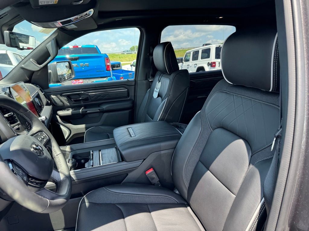 2026 RAM Ram 1500 RAM 1500 LIMITED CREW CAB 4X4 5'7' BOX