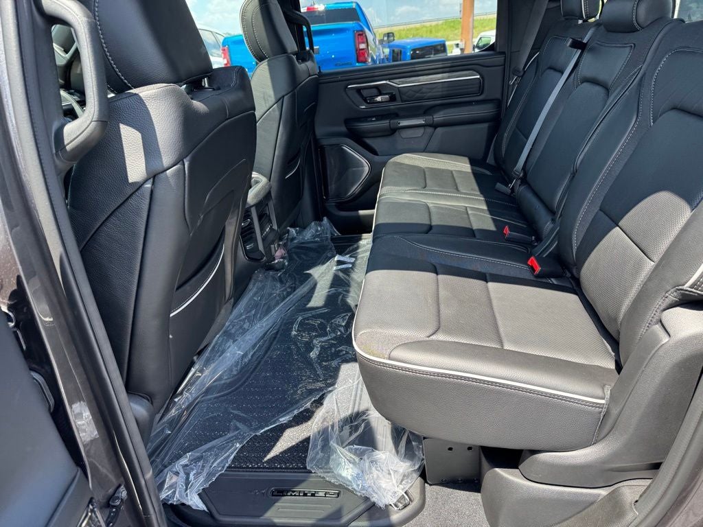 2026 RAM Ram 1500 RAM 1500 LIMITED CREW CAB 4X4 5'7' BOX