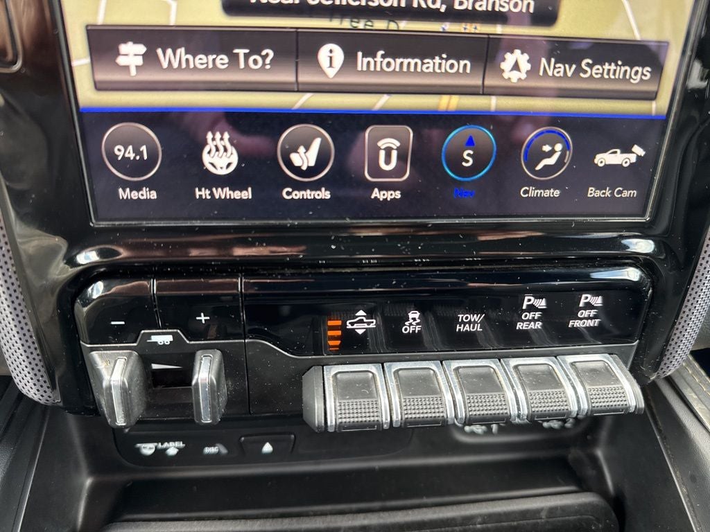 2019 RAM 1500 Limited Crew Cab 4x4 5'7' Box