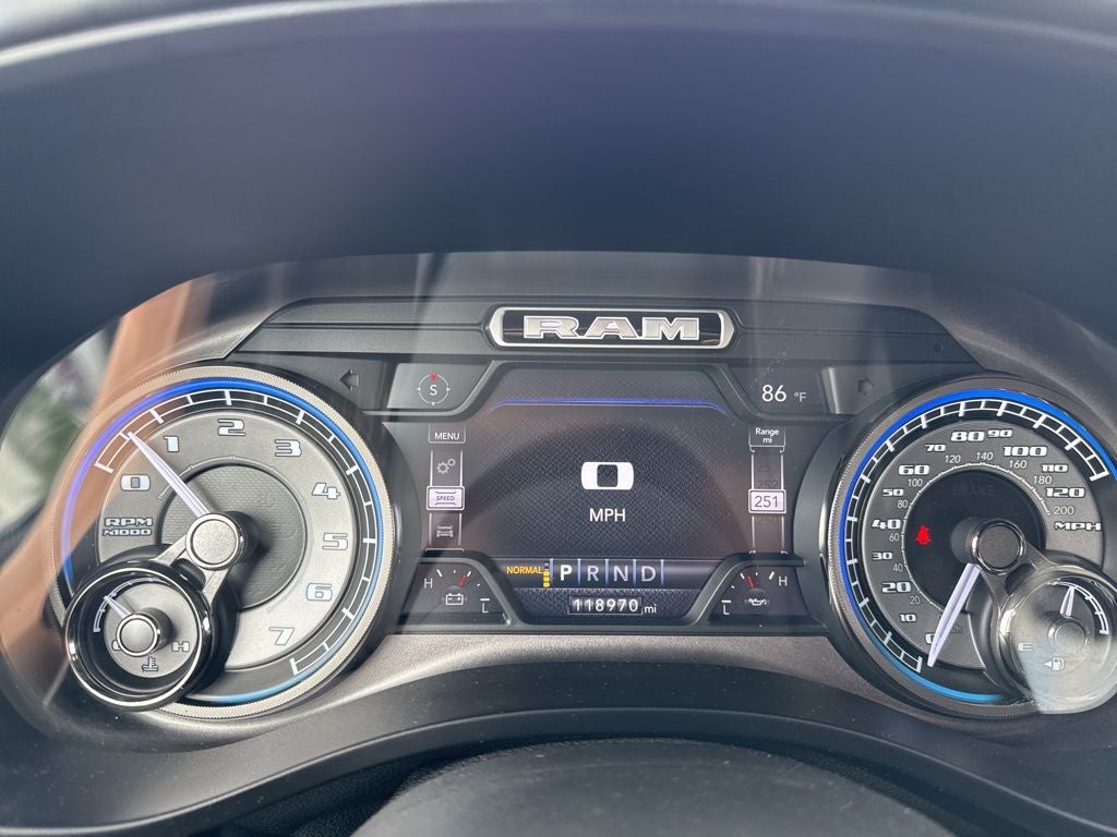 2019 RAM 1500 Limited Crew Cab 4x4 5'7' Box