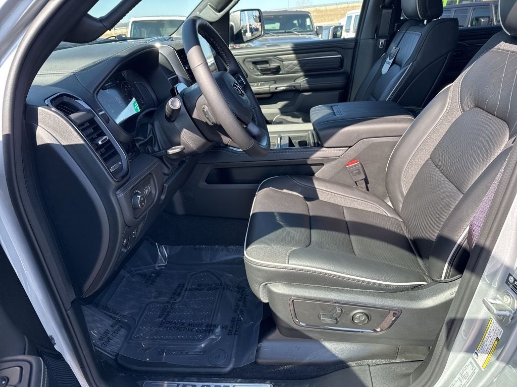 2026 RAM Ram 1500 RAM 1500 LIMITED CREW CAB 4X4 5'7' BOX