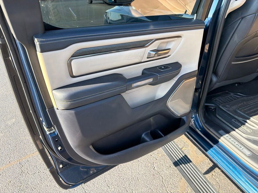 2021 RAM 1500 Limited Crew Cab 4x4 5'7' Box