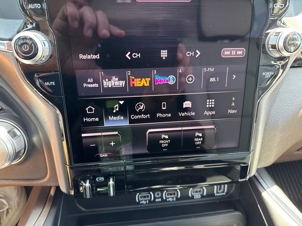 2026 RAM Ram 1500 RAM 1500 LARAMIE CREW CAB 4X4 5'7' BOX