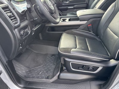 2025 RAM 1500 Laramie Crew Cab 4x4 5'7' Box