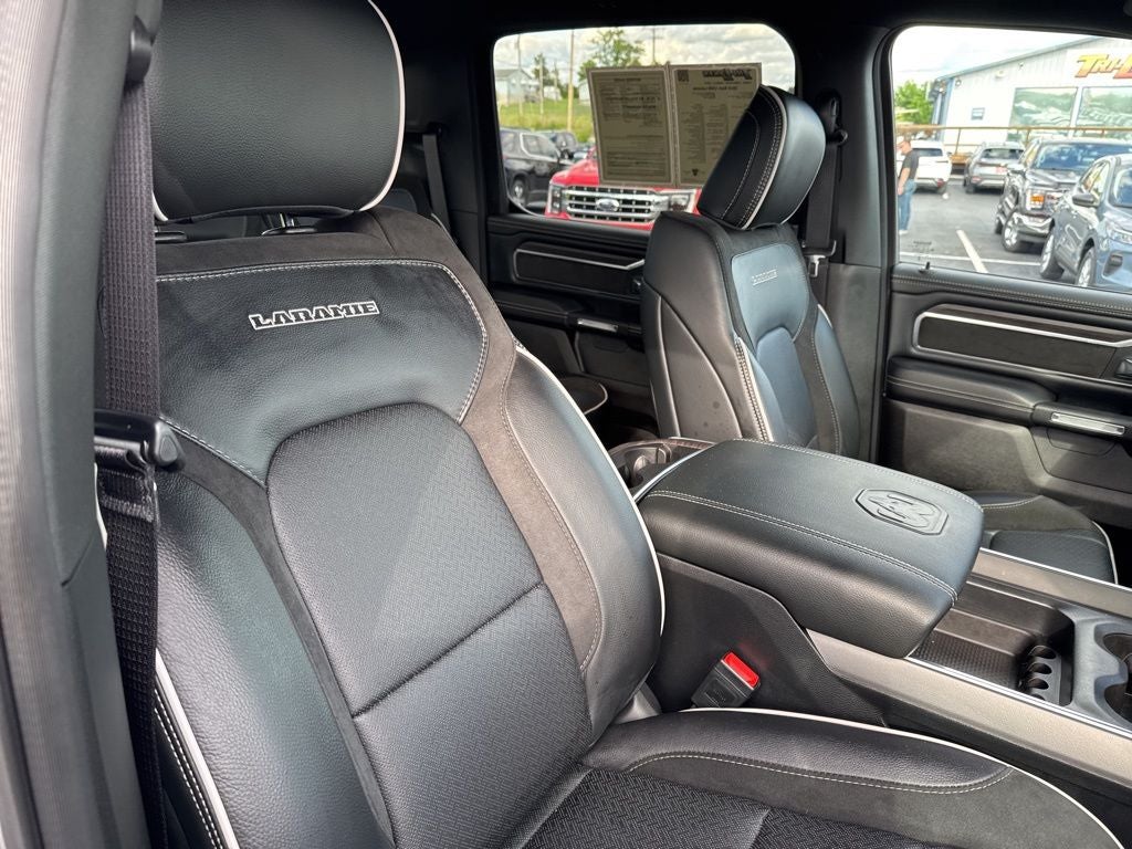 2025 RAM 1500 Laramie Crew Cab 4x4 5'7' Box