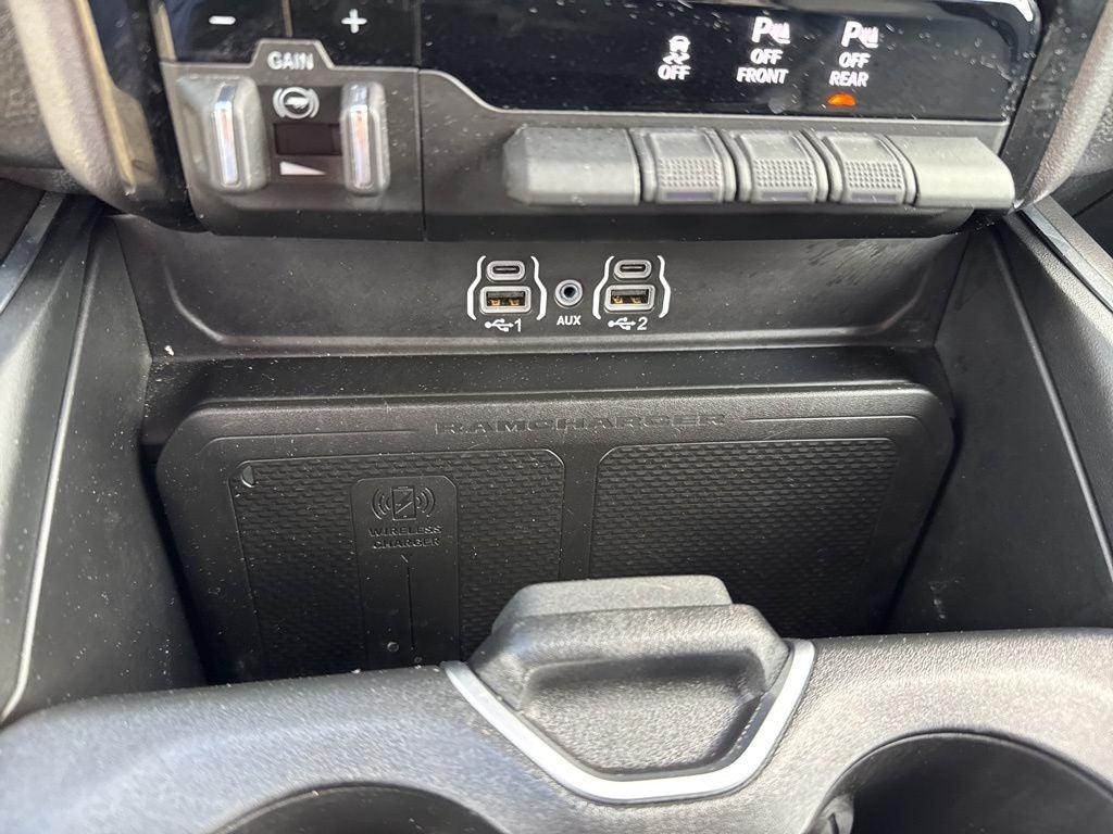 2025 RAM 1500 Laramie Crew Cab 4x4 5'7' Box