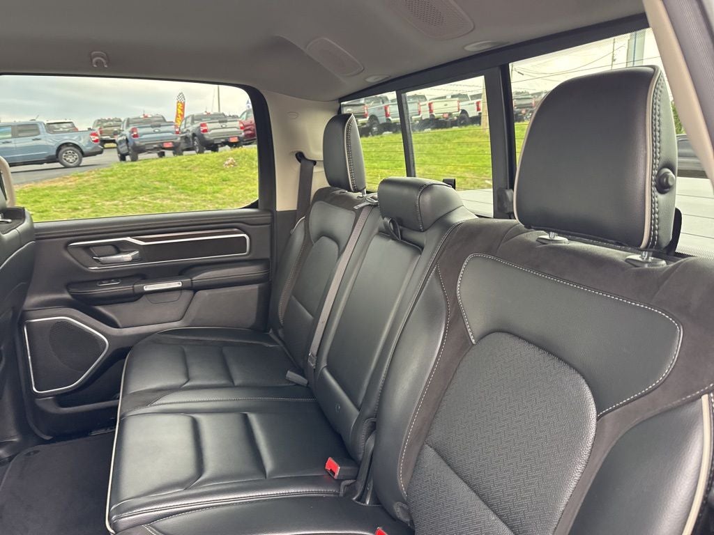 2022 RAM 1500 Laramie Crew Cab 4x4 5'7' Box