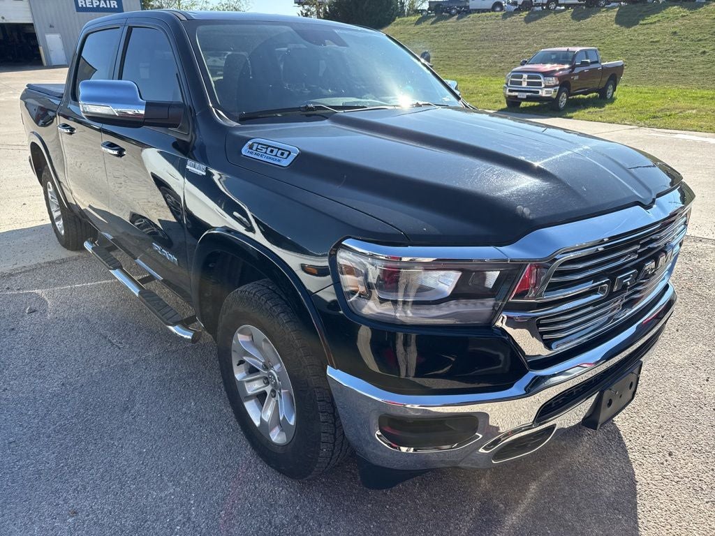 2022 RAM 1500 Laramie Crew Cab 4x4 5'7' Box