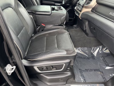 2022 RAM 1500 Laramie Crew Cab 4x4 5'7' Box