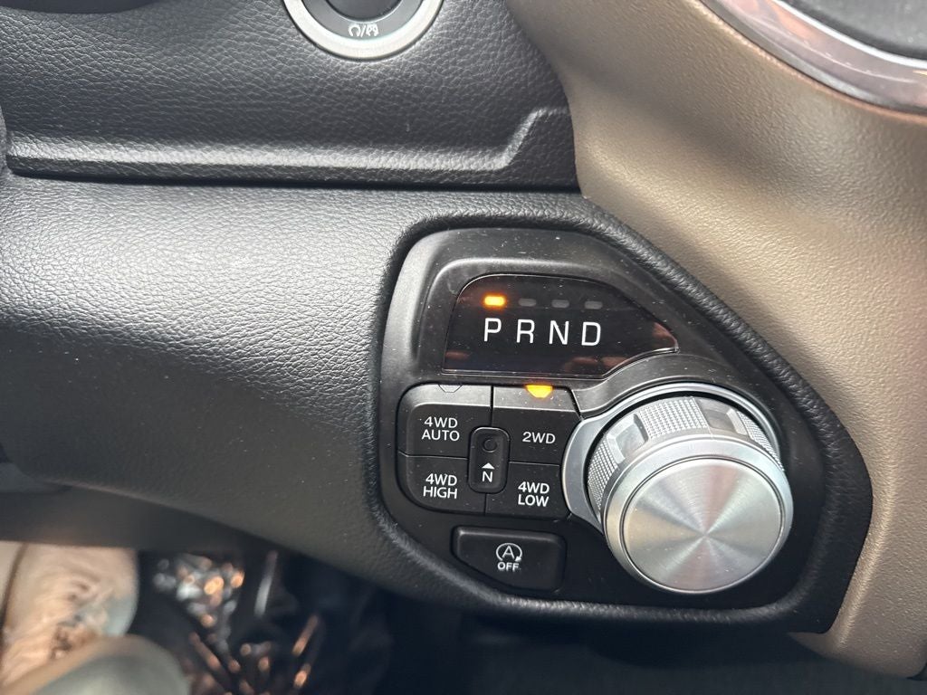 2022 RAM 1500 Laramie Crew Cab 4x4 5'7' Box