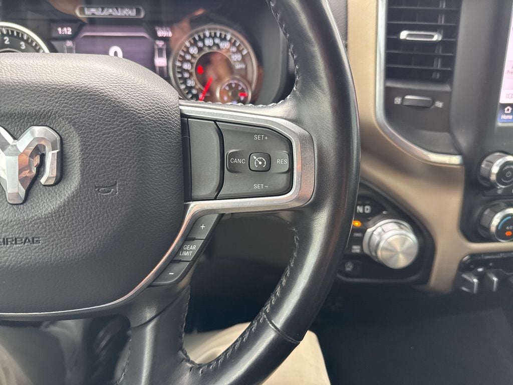 2022 RAM 1500 Laramie Crew Cab 4x4 5'7' Box