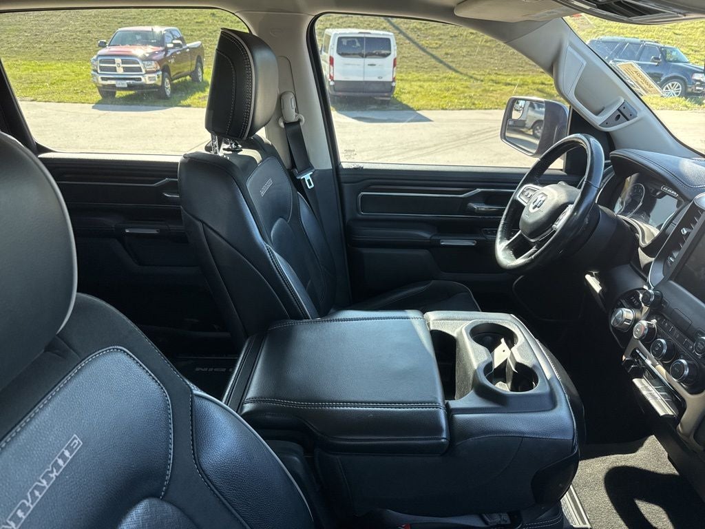 2022 RAM 1500 Laramie Crew Cab 4x4 5'7' Box