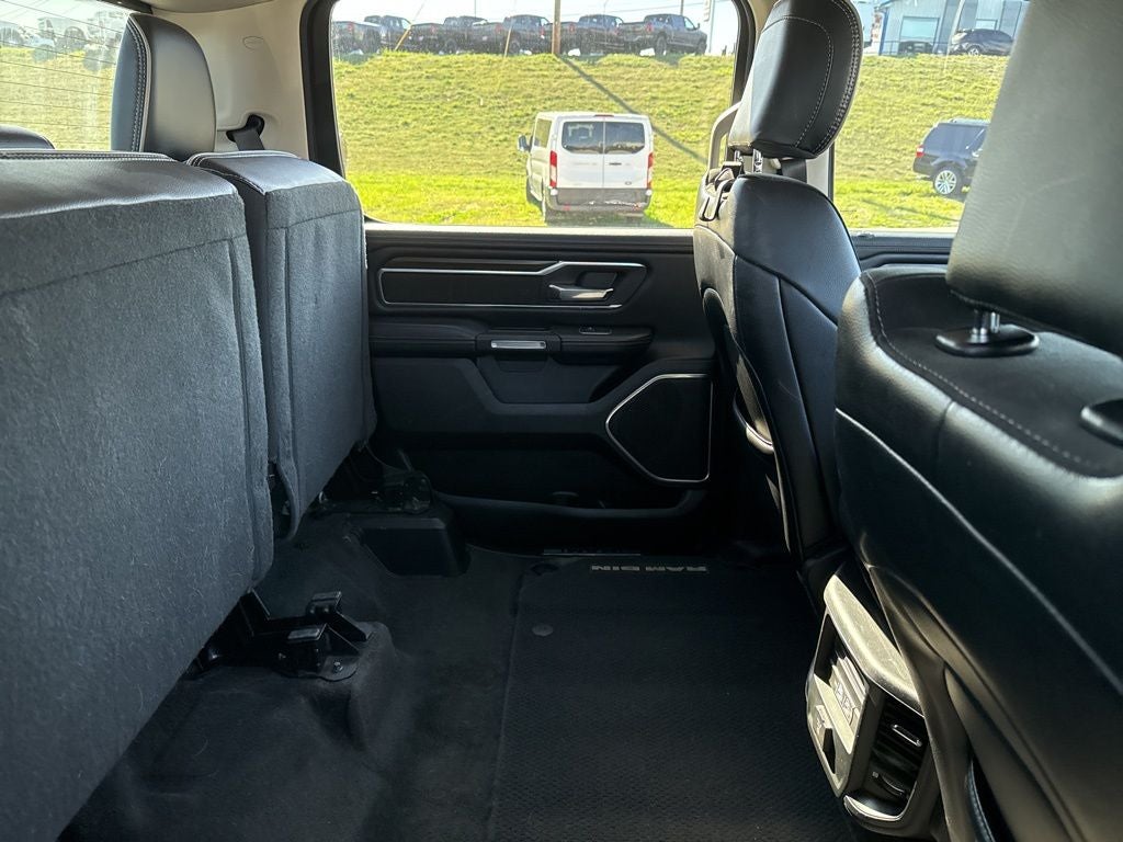 2022 RAM 1500 Laramie Crew Cab 4x4 5'7' Box